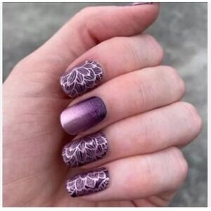 Color Street Rule of Plum Nail Polish Strips FDS532 Purple Floral Ombre Mandala